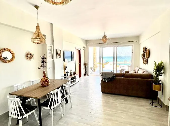 Vaso Front Villa Ialysos (Rhodes)