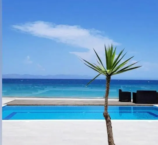 Vaso Front Villa Ialysos (Rhodes)