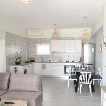 Vaso Front イアリソス