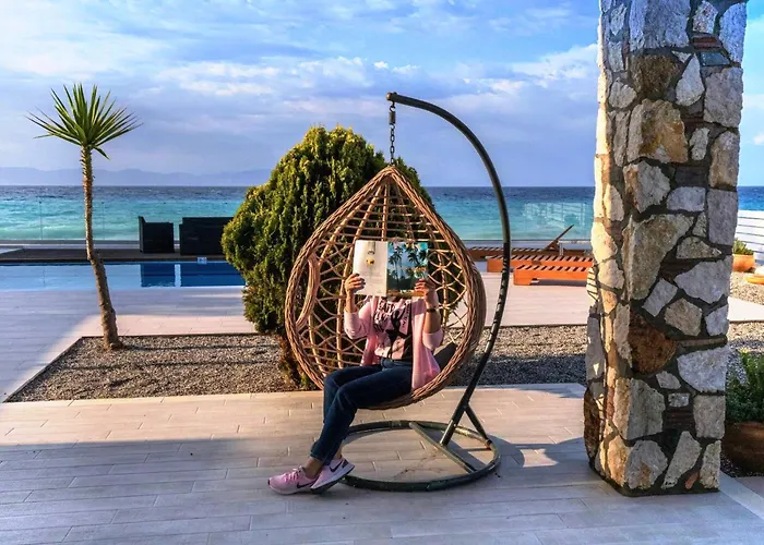 Vaso Front ヴィラ *