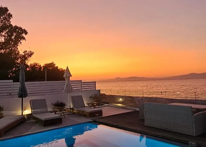 וילה Vaso Front *